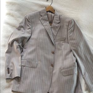 Ermenegildo Zegna suit. 40R pants 34W 30L